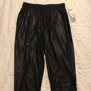 Women Size small Shine Jogger